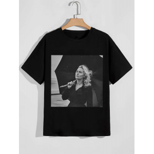 Tricou Kate Moss cu umbrelă